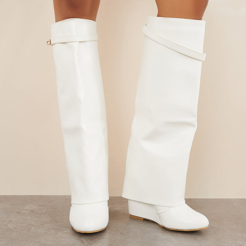 Graceful Orthopedic Boots for Modern Look