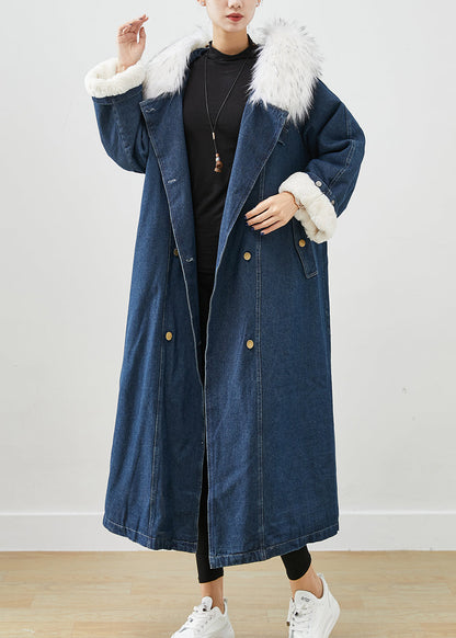 Gracefully Styled Coat for Any Occasion