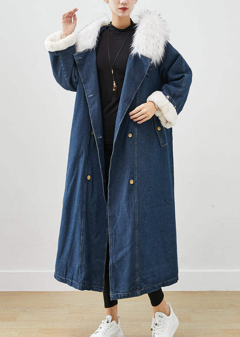 Gracefully Styled Coat for Any Occasion