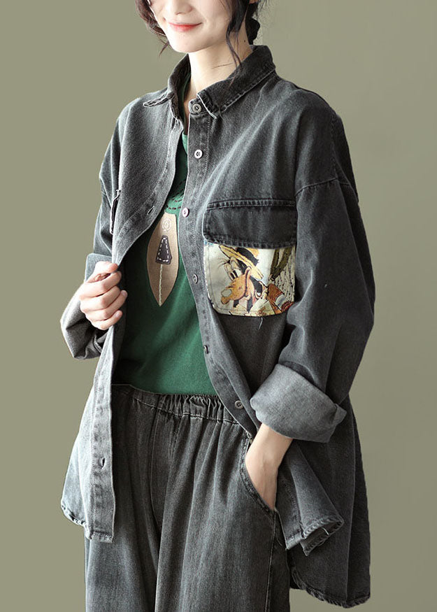 Well Tailored Coat with a Graceful Silhouette