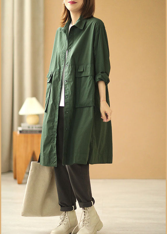 Well Tailored Coat with a Graceful Silhouette
