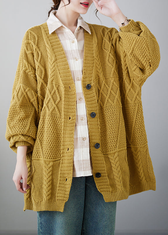 Elegantly Styled Cardigan for Everyday Wear