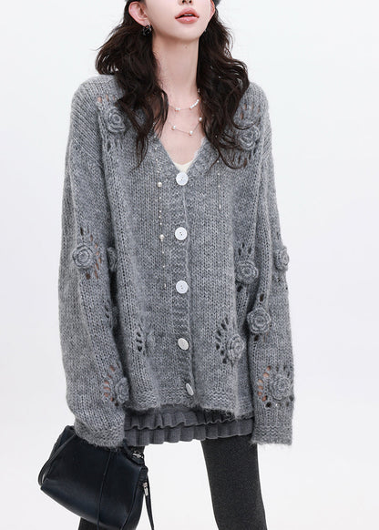 Well Tailored Coat with a Graceful Silhouette