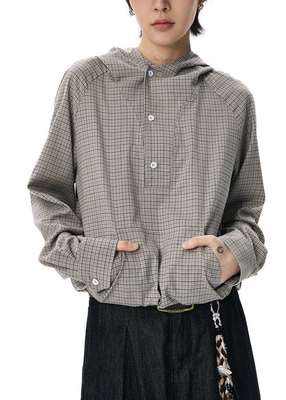 Classic Vintage Shirt with a Flattering Fit