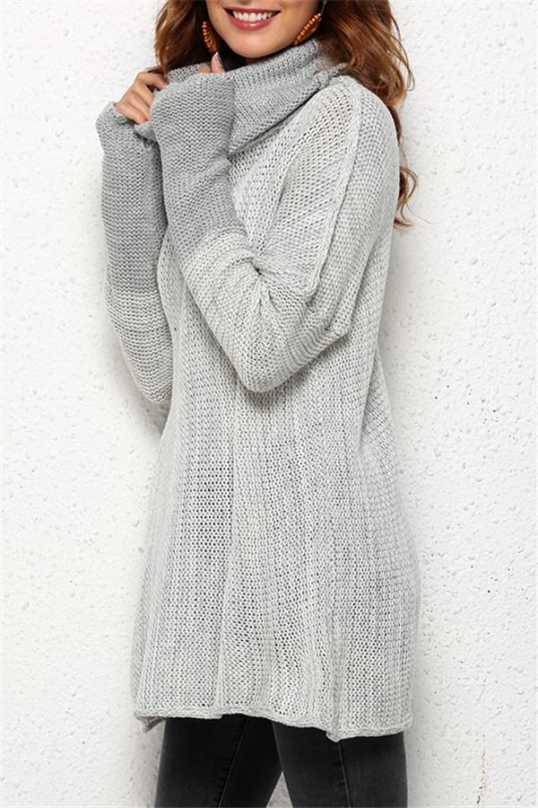Classic Vintage Sweater with a Flattering Fit