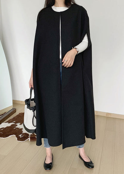 Beautifully Finished Coat in a Timeless Design