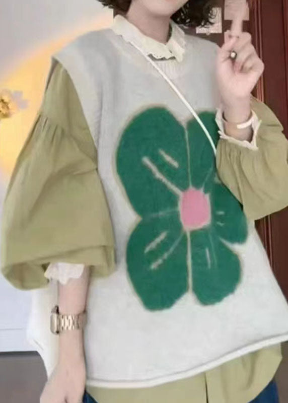 Elegantly Styled Coat for Everyday Wear