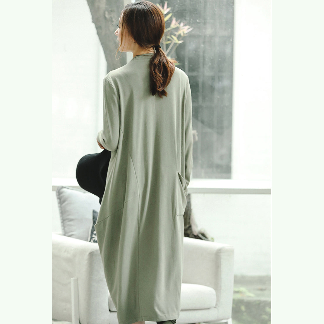 Gracefully Styled Pullover for Any Occasion
