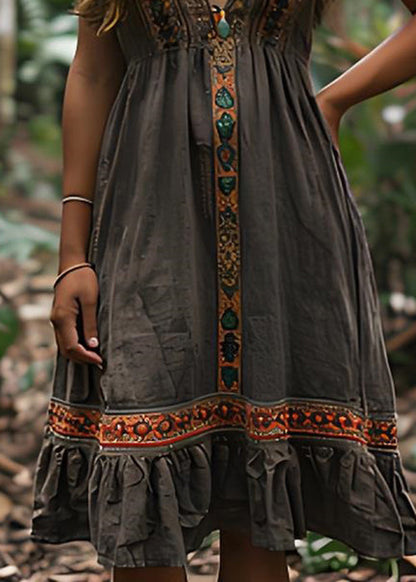 Beautifully Crafted Dress in a Classic Style