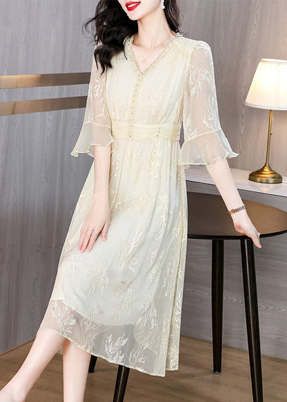 Beautifully Crafted Dress in a Classic Style
