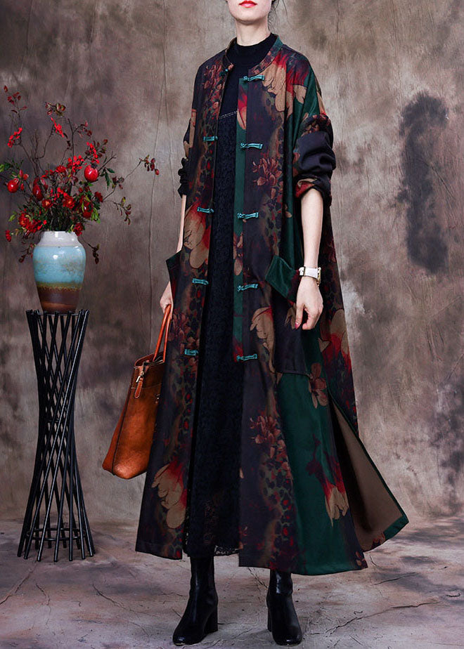 Beautifully Finished Coat in a Timeless Design
