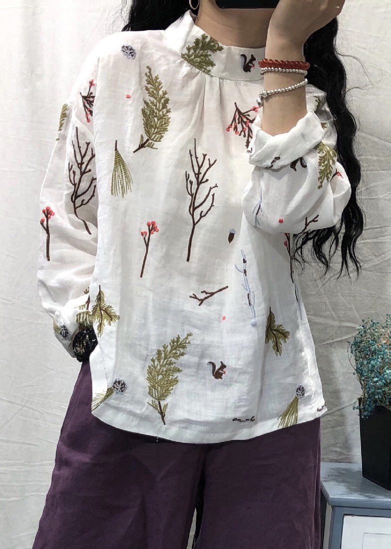 Sophisticated Blouse with a Clean Classic Look