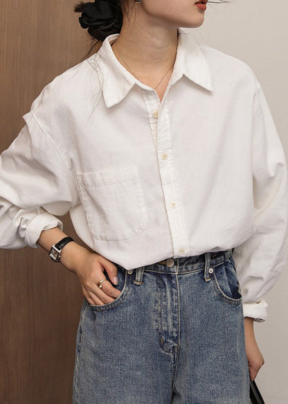 Effortlessly Elegant Blouse with a Timeless Design