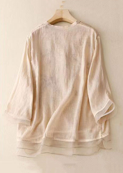 Classic Vintage Shirt with a Flattering Fit
