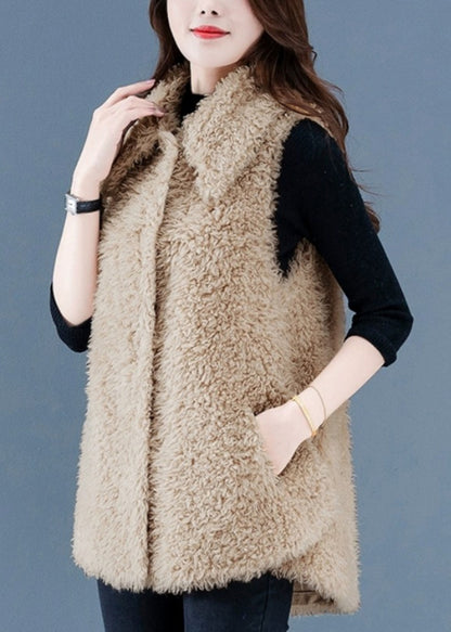 Polished Coat with an Effortless Classic Look