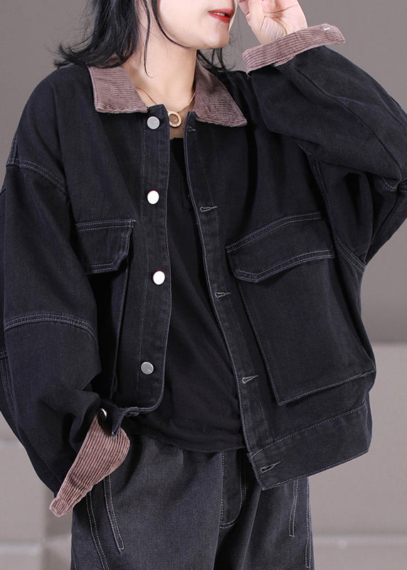 Elegantly Styled Coat for Everyday Wear