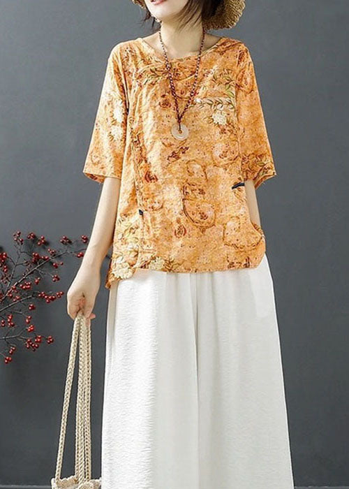 Effortlessly Elegant Top with a Timeless Design