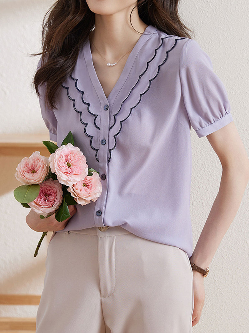 Well Tailored Top with a Graceful Silhouette