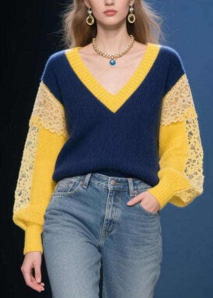 Classic Vintage Sweater with a Flattering Fit