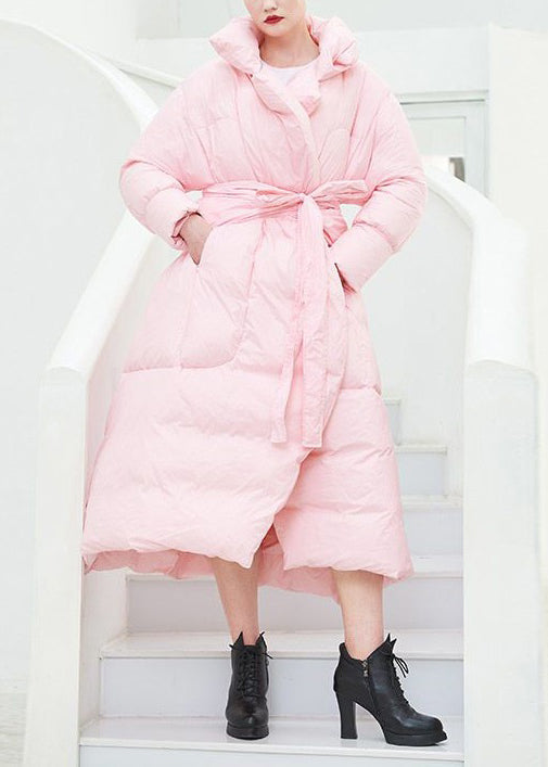 Well Tailored Coat with a Graceful Silhouette