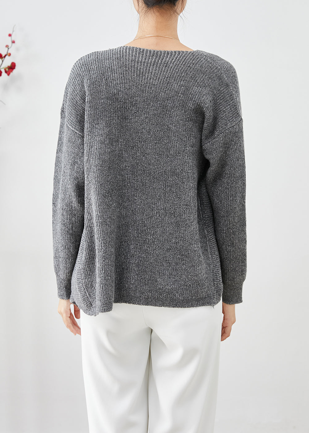 Classic Vintage Sweater with a Flattering Fit