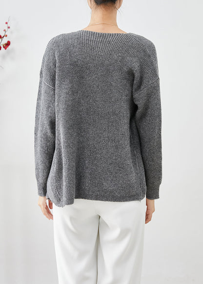 Classic Vintage Sweater with a Flattering Fit