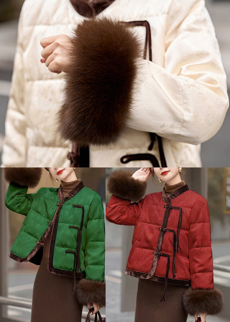 Gracefully Styled Jacket for Any Occasion