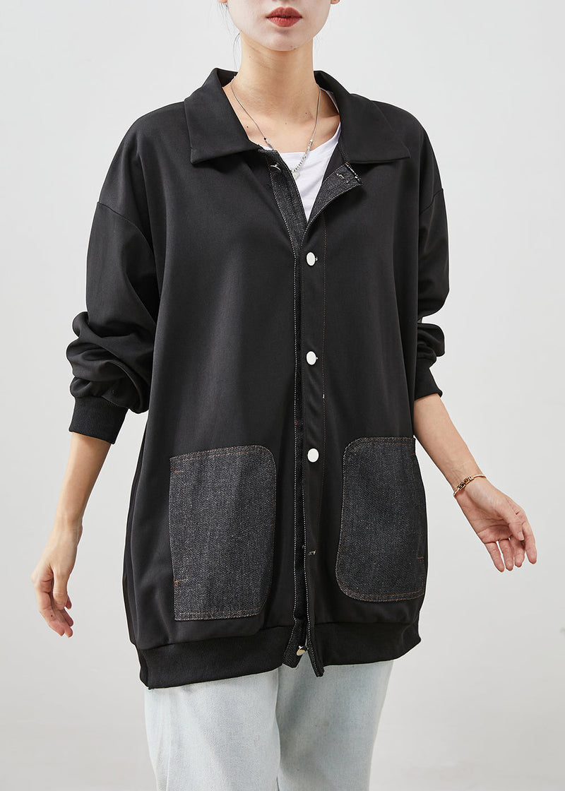 Well Tailored Coat with a Graceful Silhouette