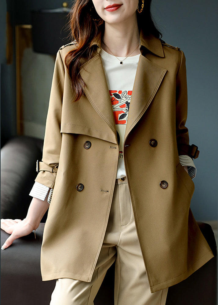 Effortlessly Elegant Coat with a Timeless Design