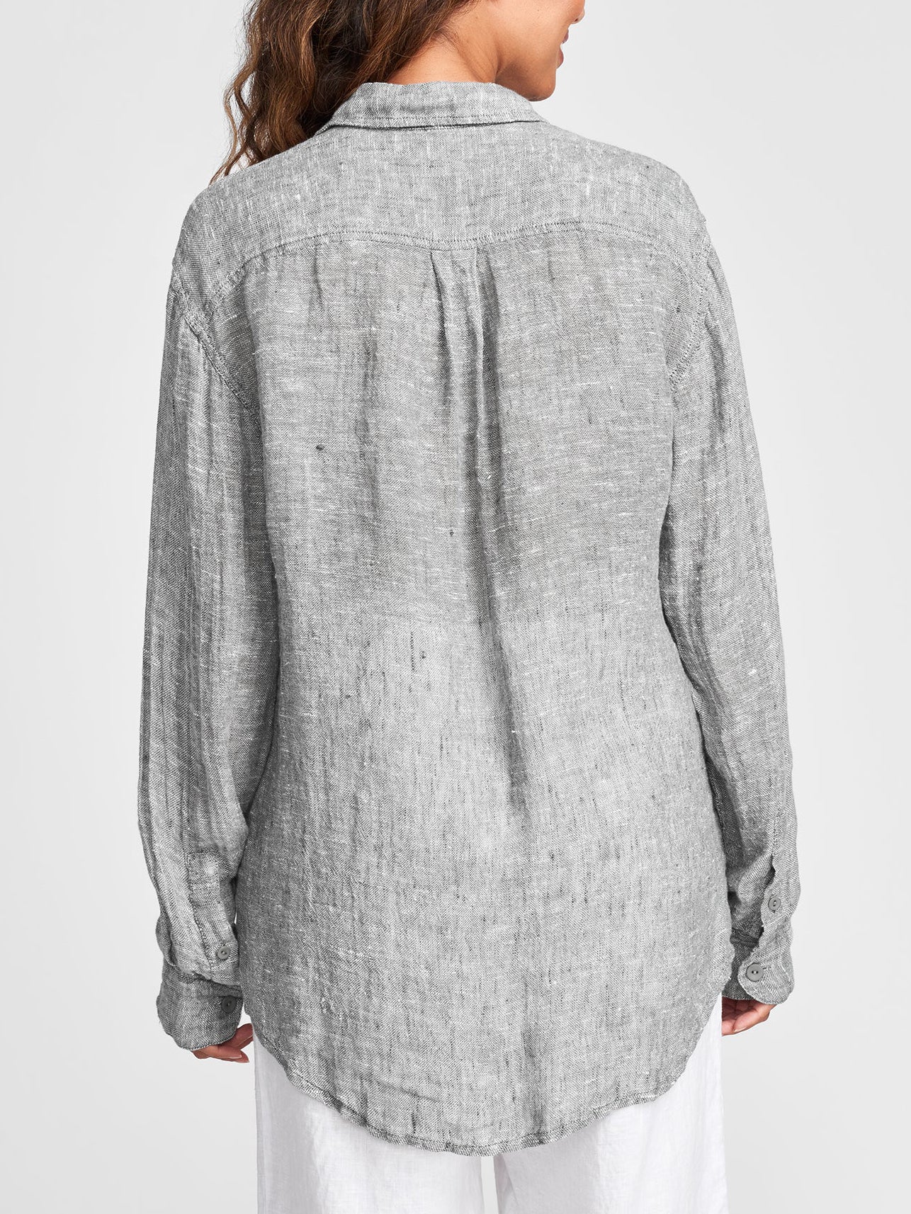 Classic Vintage Shirt with a Flattering Fit