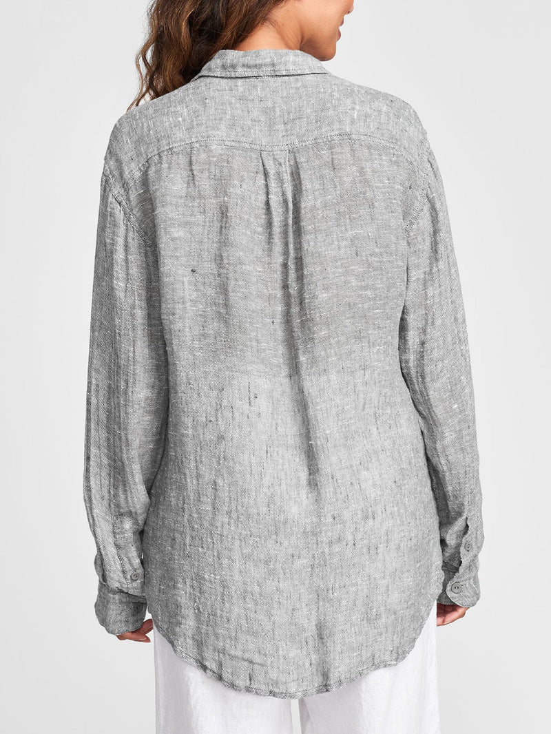 Classic Vintage Shirt with a Flattering Fit
