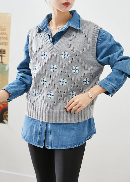Classic Vintage Shirt with a Flattering Fit