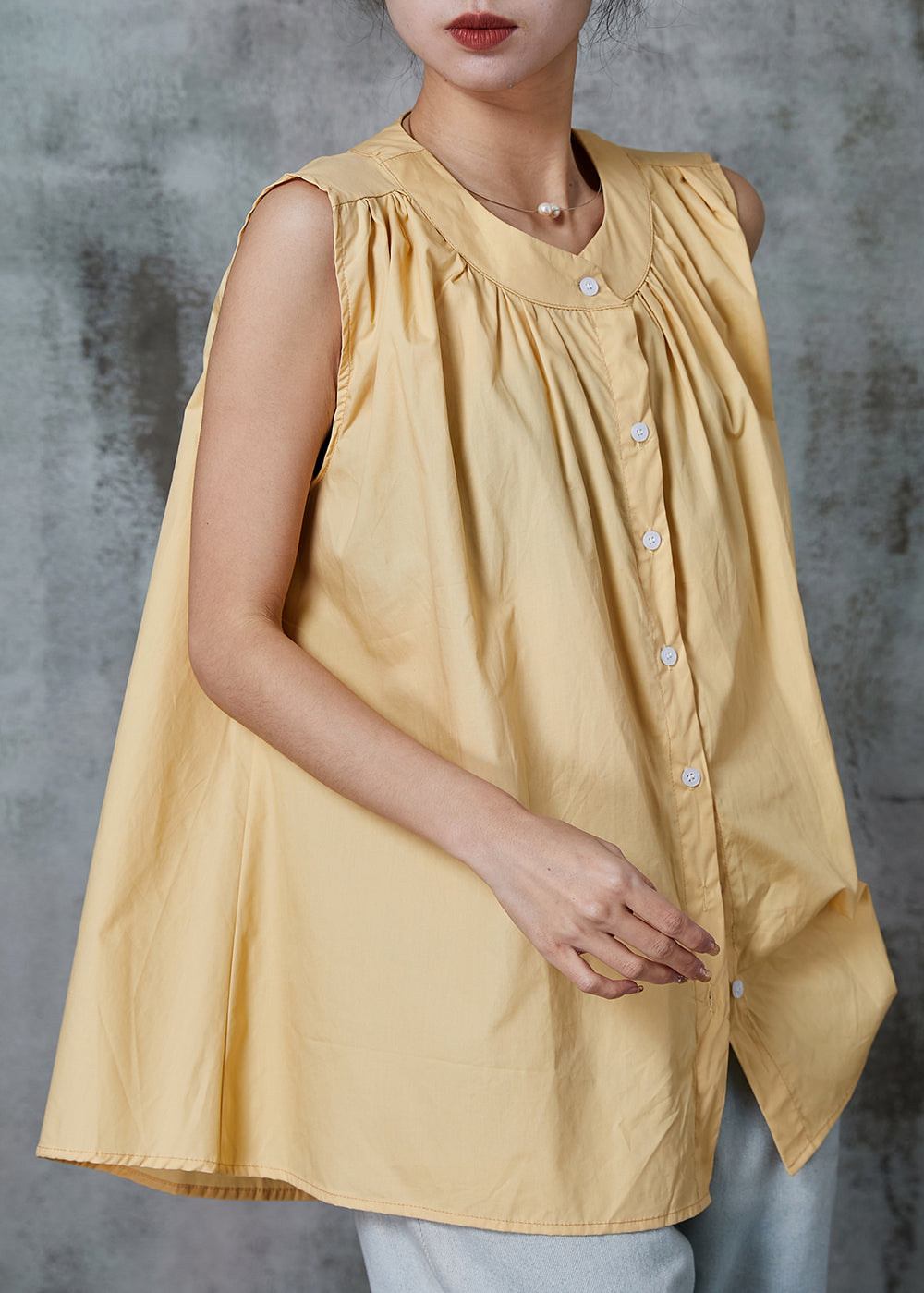 Elegantly Styled Shirt for Everyday Wear