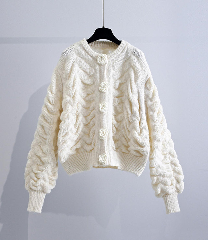 Elegantly Styled Cardigan for Everyday Wear