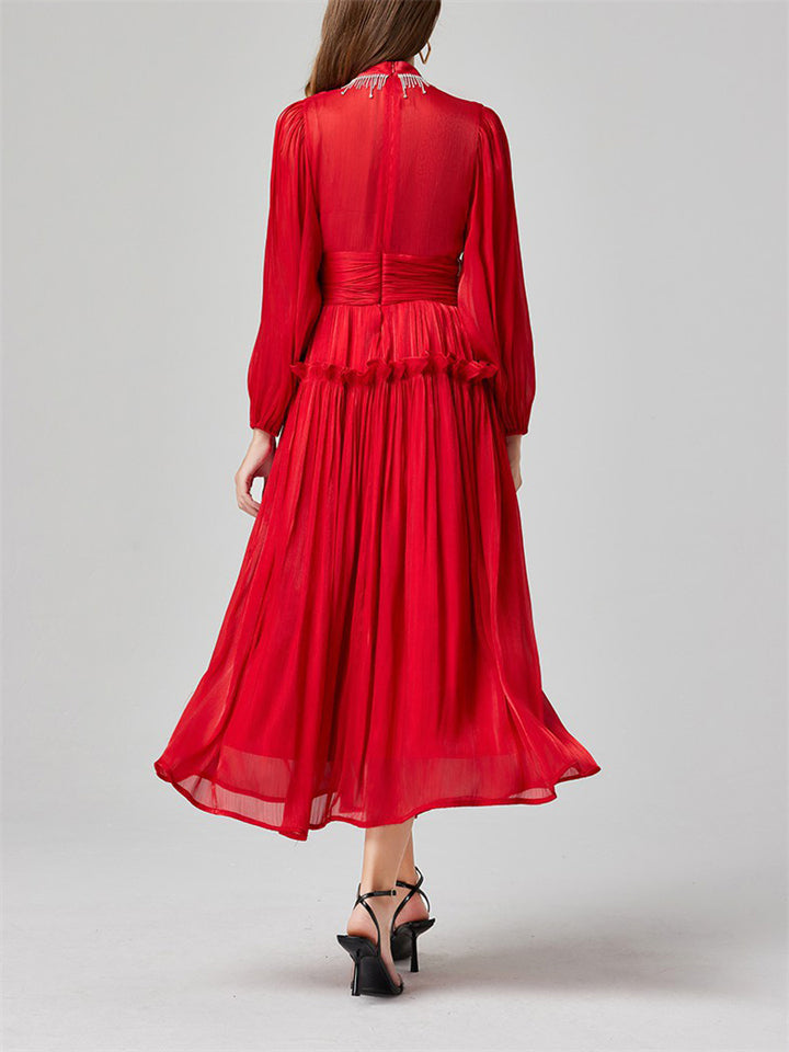 Beautifully Finished Dress in a Timeless Design