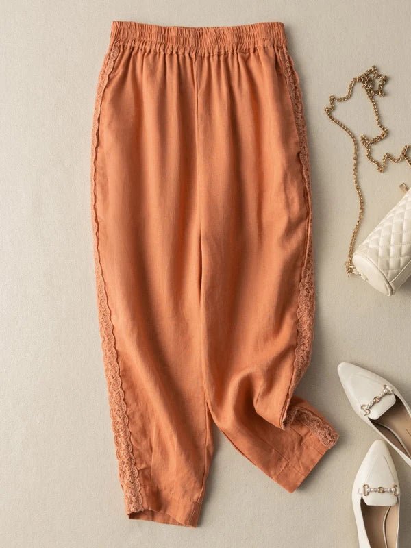 Effortlessly Elegant Pants with a Timeless Design