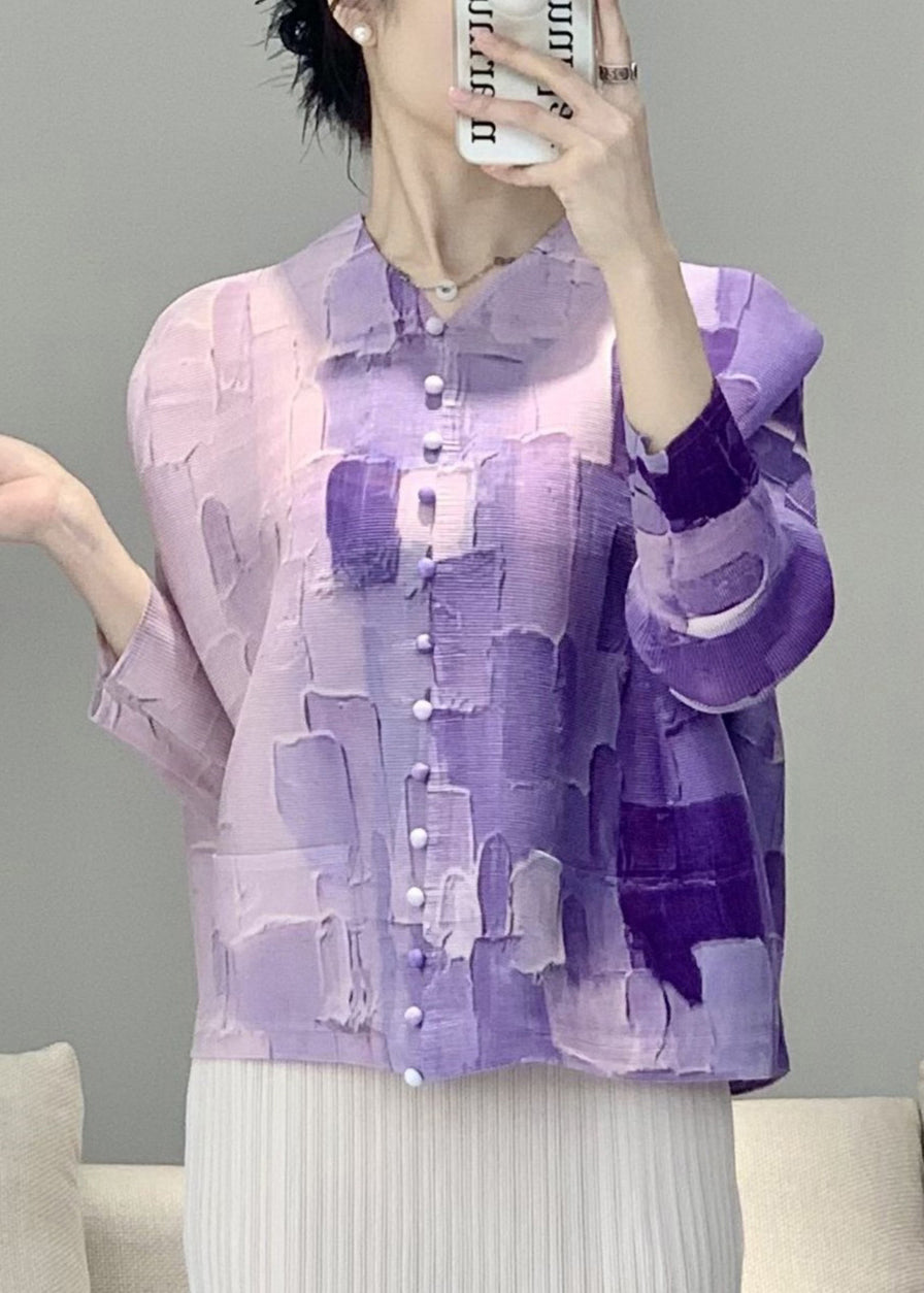 Sophisticated Blouse with a Clean Classic Look