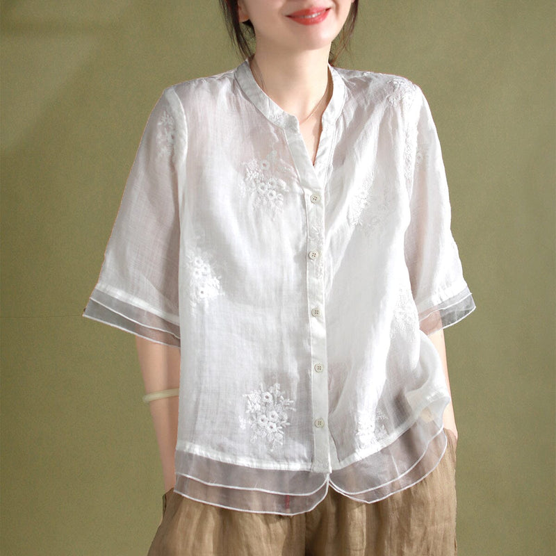 Classic Vintage Blouse with a Flattering Fit