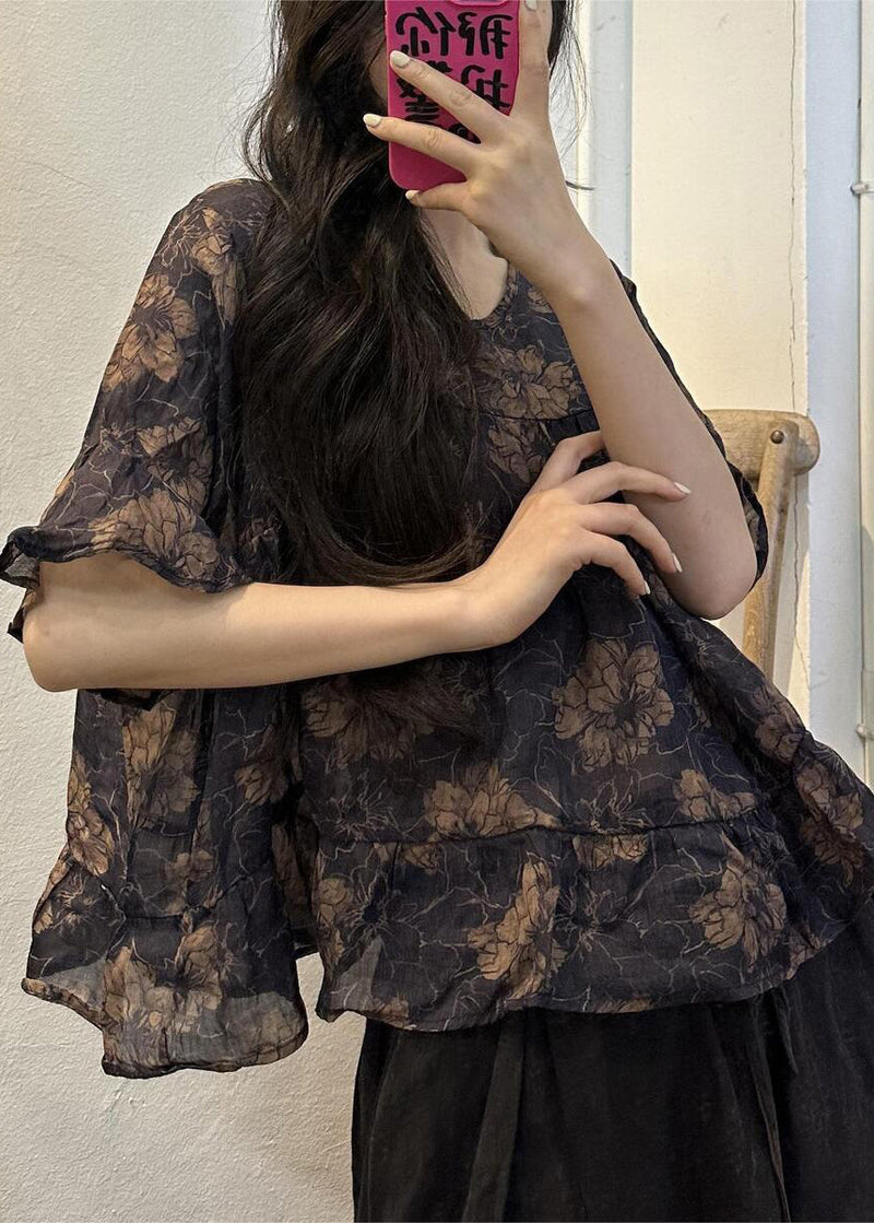 Beautifully Finished Blouse in a Timeless Design
