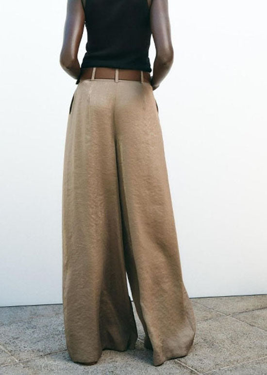 Well Tailored Pants with a Graceful Silhouette