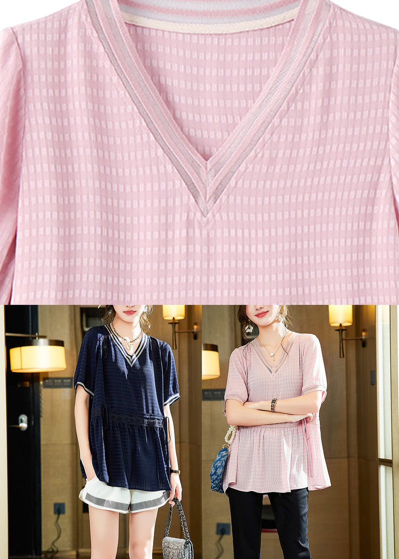 Effortlessly Elegant Top with a Timeless Design