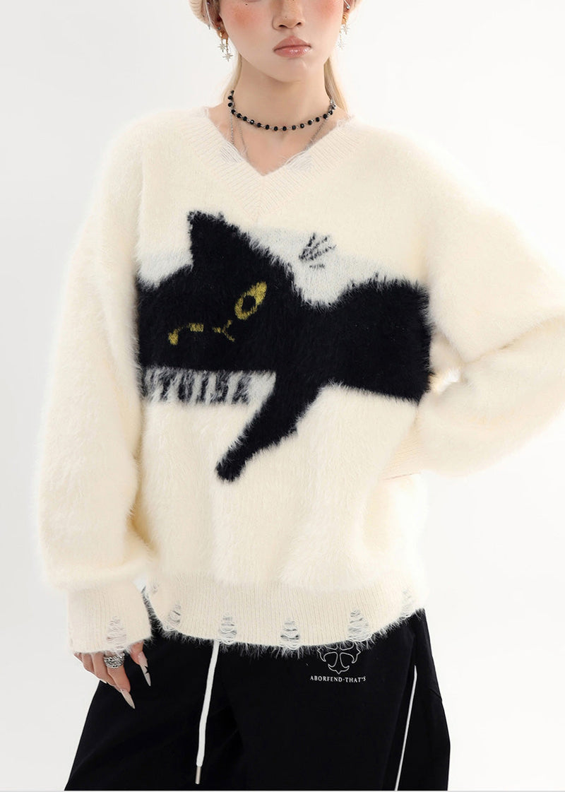 Beautifully Finished Sweater in a Timeless Design