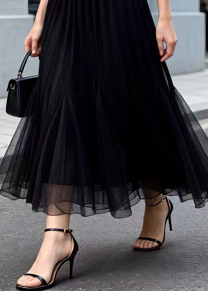 Well Tailored Garment with a Graceful Silhouette