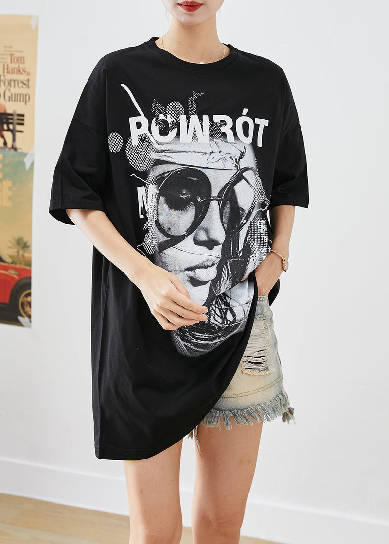 Well Tailored Top with a Graceful Silhouette