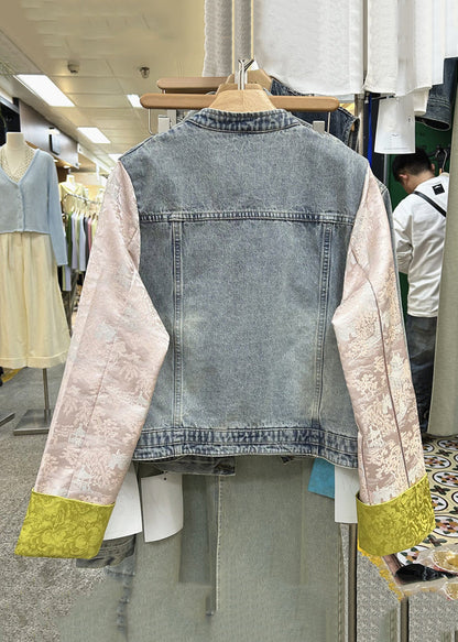 Elegantly Styled Coat for Everyday Wear