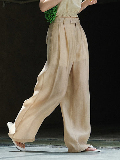 Sophisticated Trousers with a Clean Classic Look