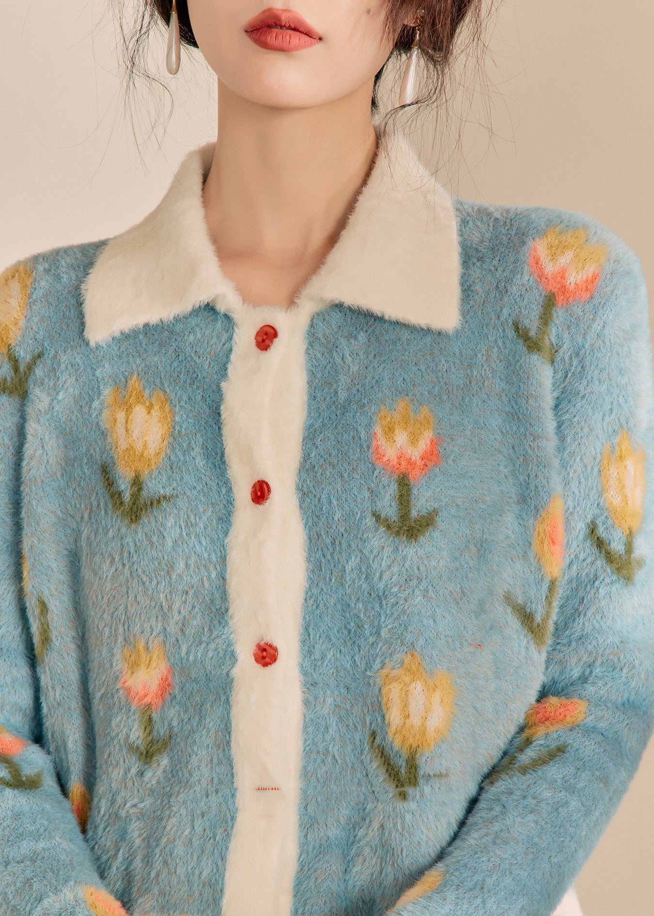 Elegantly Styled Cardigan for Everyday Wear