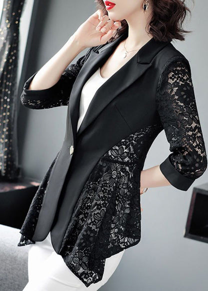 Elegantly Styled Coat for Everyday Wear
