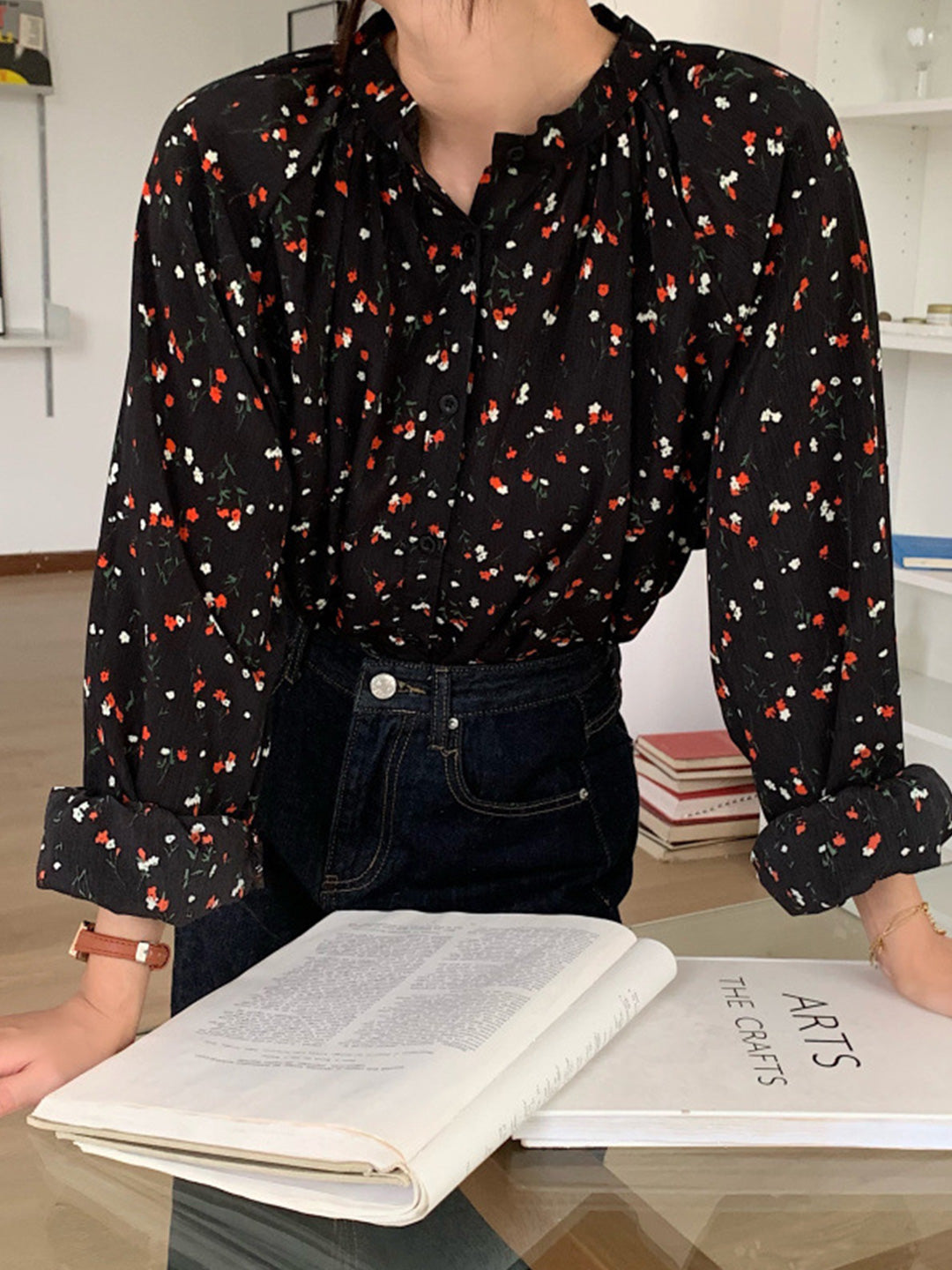 Classic Vintage Blouse with a Flattering Fit