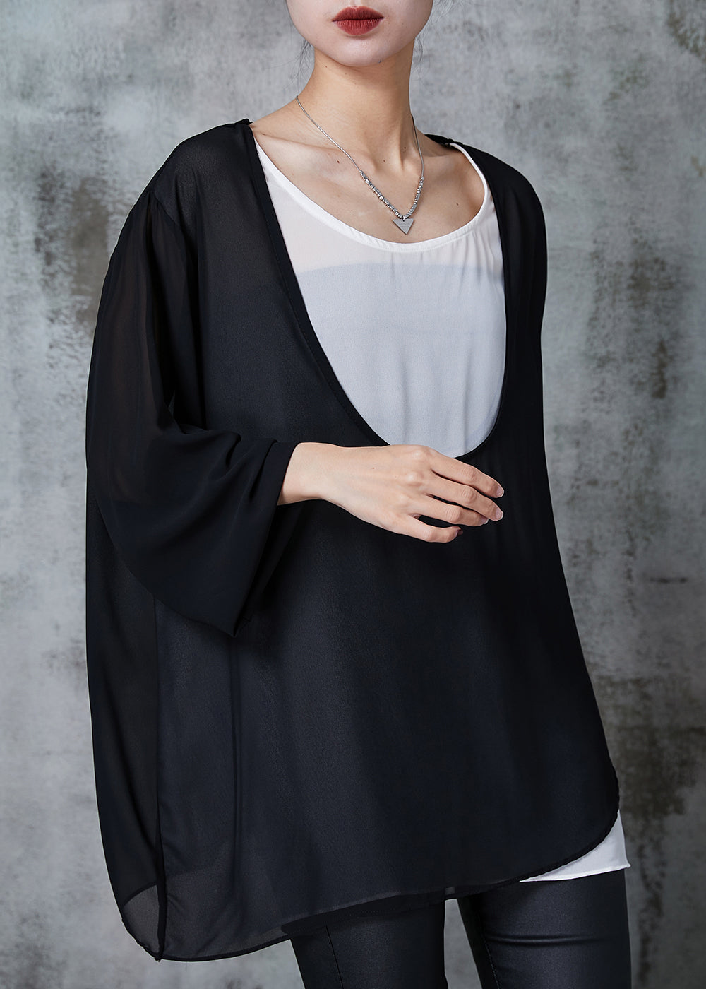 Effortlessly Elegant Shirt with a Timeless Design